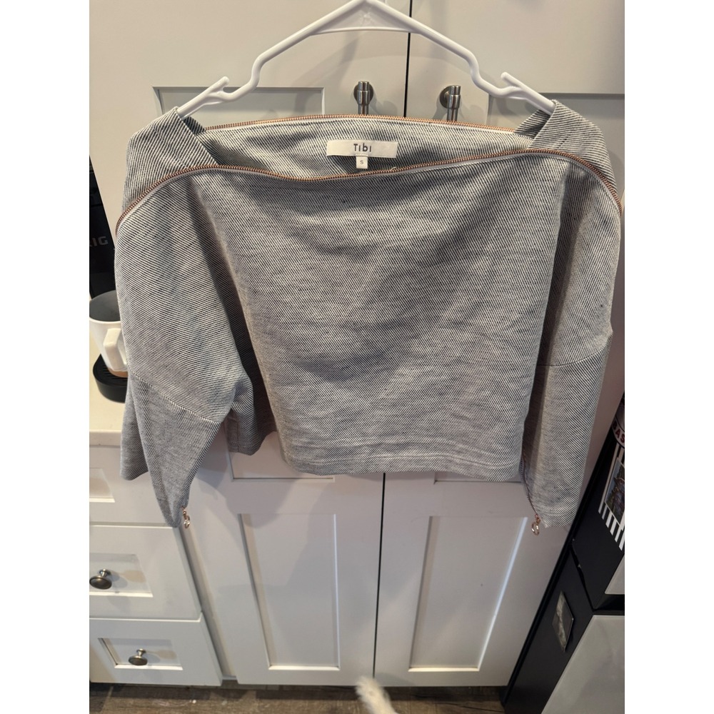 Tibi Striped Off-The-Shoulder Zipper Top Grey White Rose Gold Accents Womens S